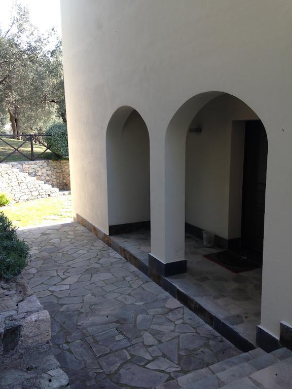 Villa Degli Ulivi B&B Finale Ligure Exteriör bild